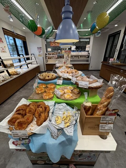 ペンギンベーカリー 弘前城東店 - 運動公園前（パン）の写真