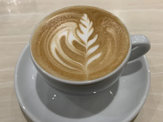 コーヒーカラーズ 青森新町八甲通り店（COFFEE COLORS） - 青森（カフェ）の写真