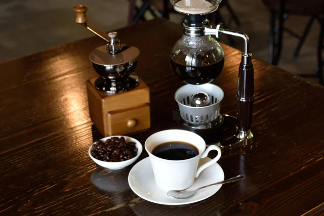 赤い屋根の喫茶店 駅舎（エキシャ） - 芦野公園（喫茶店）の写真