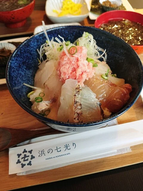 浜の七光り - 本塩釜（海鮮）の写真