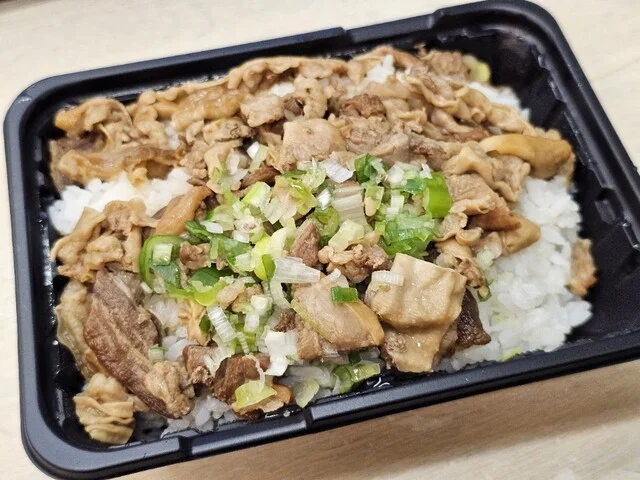 いろとん（IROTON） - 弘前（もつ焼き）の写真