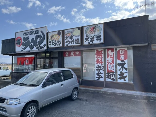 ラーメンショップ椿 松山千石店 - 小牛田（ラーメン）の写真