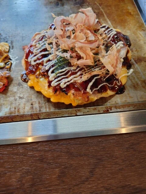 関西風鉄板焼 更紗（SARASA） - 白銀（お好み焼き）の写真