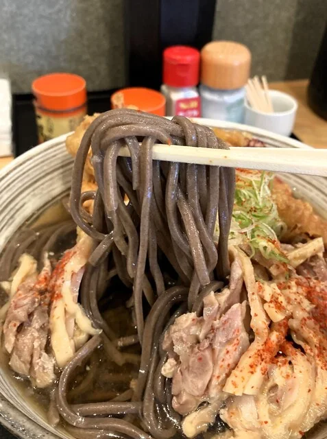 肉そば藤七（ニクソバトウシチ） - 勾当台公園（そば）の写真
