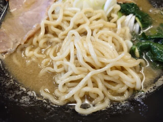 中華そば まる美 - 運動公園前（ラーメン）の写真