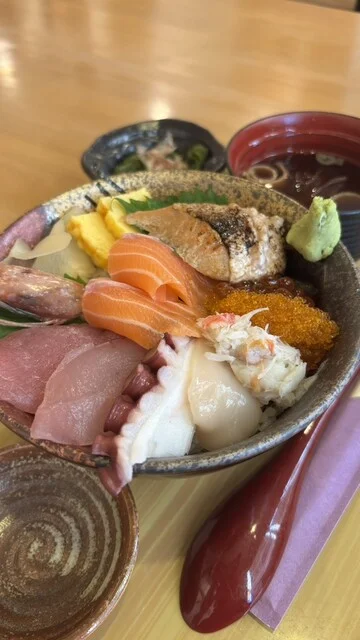 かいせんどころ 梁（かいせんどころ りょう） - 志津川（海鮮丼）の写真