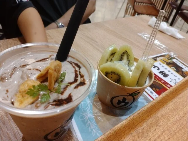 ウジエスーパー 美田園店 - 美田園（フルーツパーラー）の写真