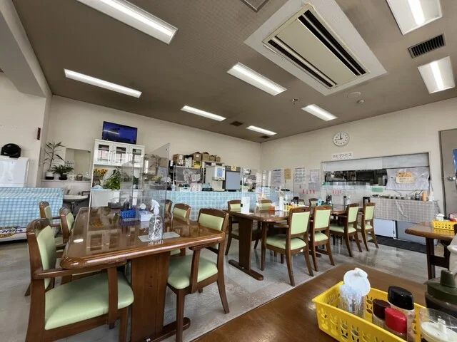 花き市場食堂（カキイチバショクドウ） - 苦竹（食堂）の写真