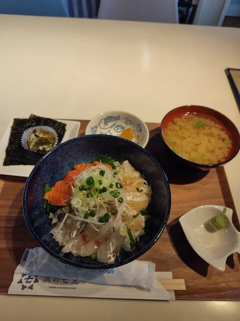 浜の七光り - 本塩釜（海鮮）の写真