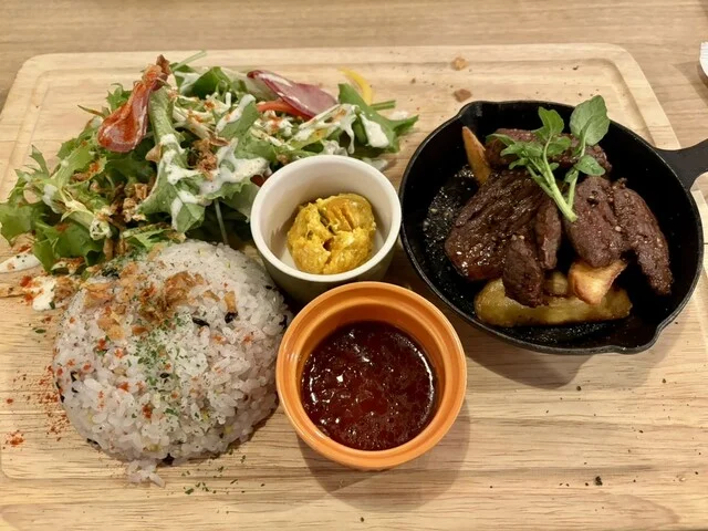 肉バル BARBiG（バルビッグ） - 古川（肉バル）の写真