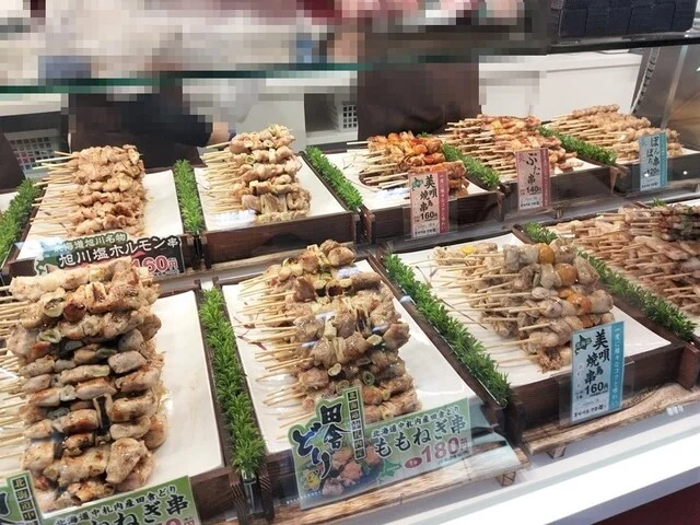 美唄焼鳥・惣菜 炎 さくら野百貨店 弘前店 - 弘前（焼き鳥）の写真