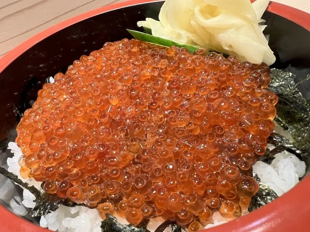 廻鮮寿司 塩釜港 仙台店 - 宮城野通（回転寿司）の写真