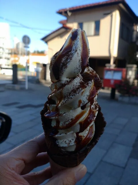 ナポリの青 - 大町西公園（ソフトクリーム）の写真