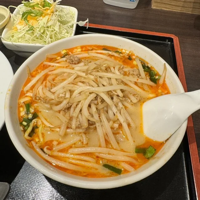 麺点飯 広州 桂木店（メンテンハン コウシュウ） - 筒井（ラーメン）の写真
