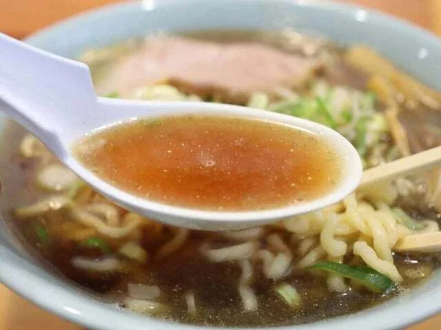 まる鐵二代目（最高の自家製麺　まる鐵二代目） - 撫牛子（ラーメン）の写真