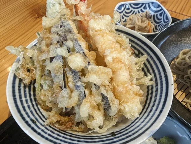 会津山都そば つつみ庵 - 黒松（そば）の写真