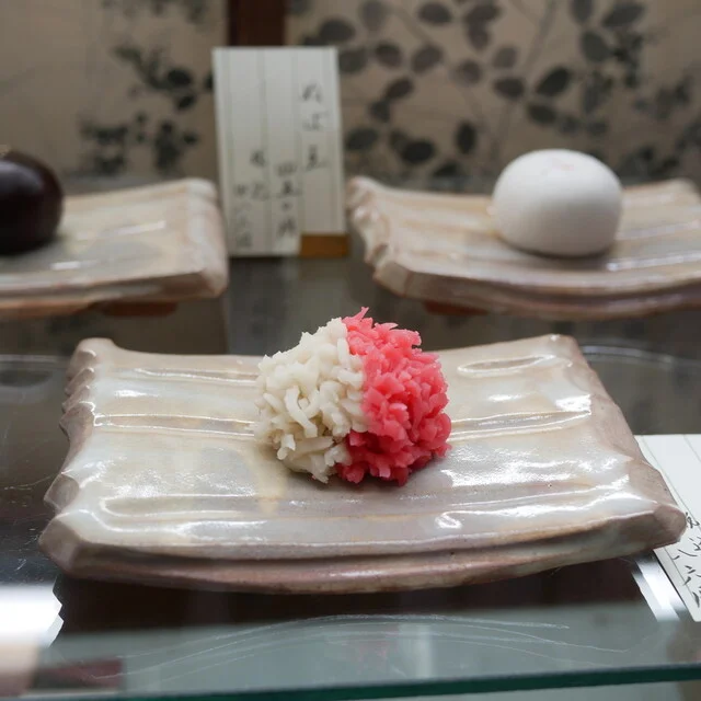 賣茶翁（売茶翁 ばいさおう） - 勾当台公園（和菓子）の写真