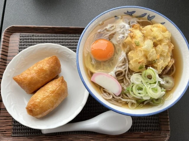 みさきチェーン 東松島店 - 鹿妻（立ち食いそば）の写真