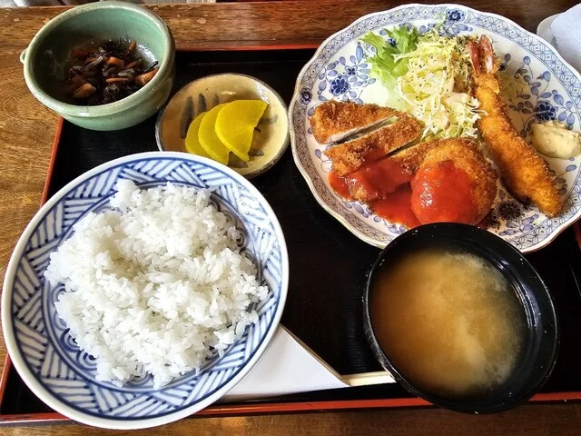 よおしょく屋 - 中央弘前（洋食）の写真
