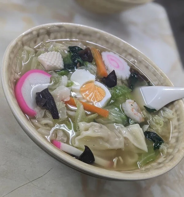 東華 - 西塩釜（ラーメン）の写真
