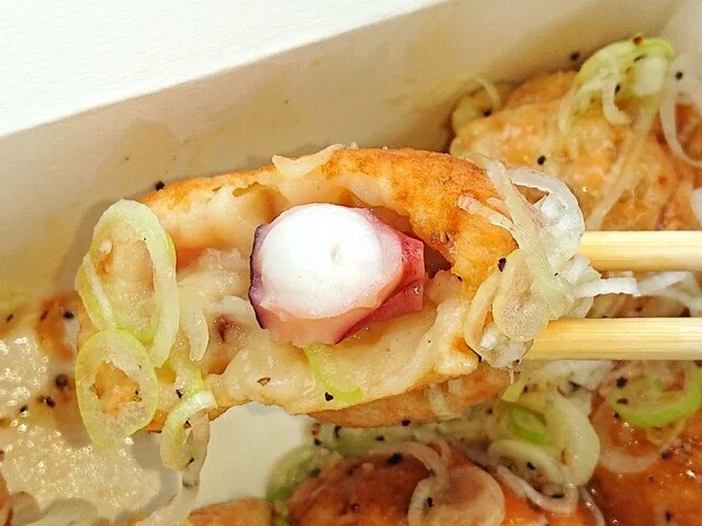 焼きたて屋 DCMホーマック塩釜店 - 本塩釜（たこ焼き）の写真