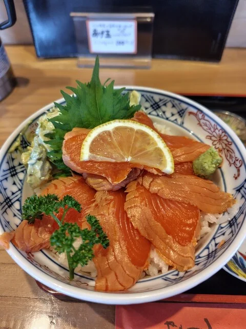 すがわら - 志津川（そば）の写真