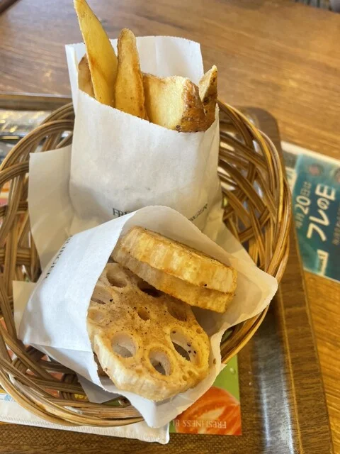 フレッシュネスバーガー 泉Ａｃｓ店 - 八乙女（ハンバーガー）の写真