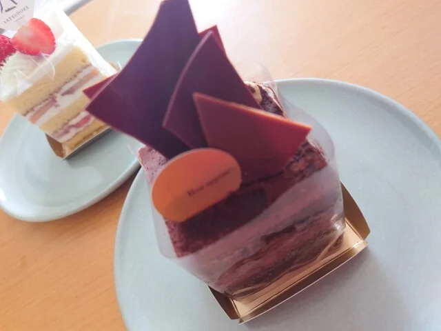 Chateraise PREMIUM YATSUDOKI グリーンマート桂（シャトレーゼ プレミアム ヤツドキ） - 泉中央（ケーキ）の写真