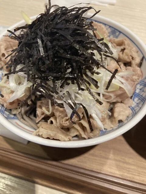 肉そば 岳しろ 三井アウトレットパーク仙台港店 - 中野栄（そば）の写真