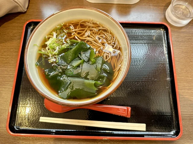 めん六や 青森八戸港店 - 陸奥湊（うどん）の写真