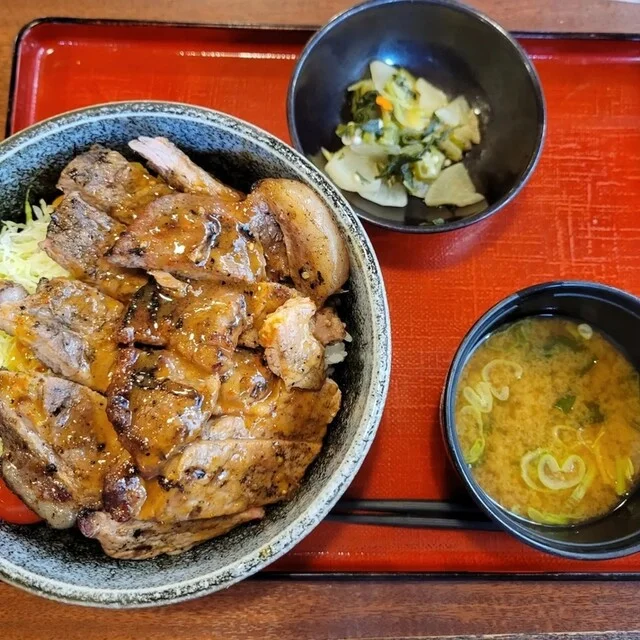 ぼんてん漁港 仙台東口店 - 宮城野通（居酒屋）の写真