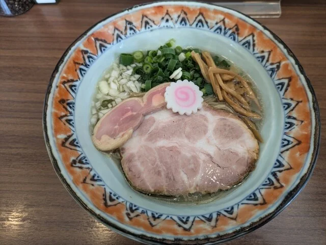 石臼玄麦自家製らーめん 丸竈（マルガマ） - 中野栄（ラーメン）の写真