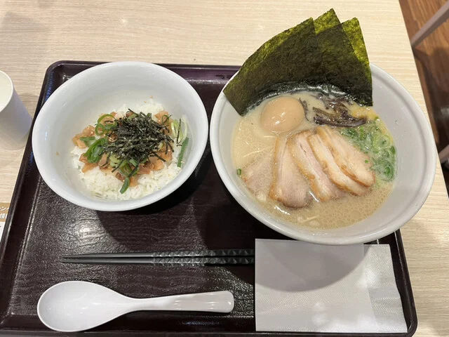 RAMEN EXPRESS 博多 一風堂 三井アウトレットパーク仙台港店（ラーメンエクスプレス） - 中野栄（ラーメン）の写真
