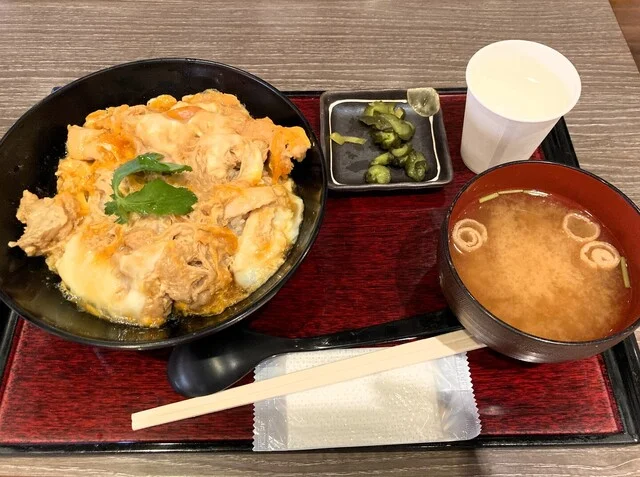 炙屋十兵衛 三井アウトレットパーク仙台港店 - 中野栄（親子丼）の写真
