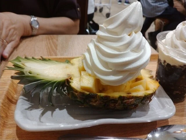 ウジエスーパー 美田園店 - 美田園（フルーツパーラー）の写真