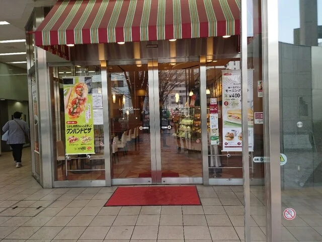 カフェベローチェ  仙台駅東口駅前店（CAF&Eacute; VELOCE） - 宮城野通（カフェ）の写真