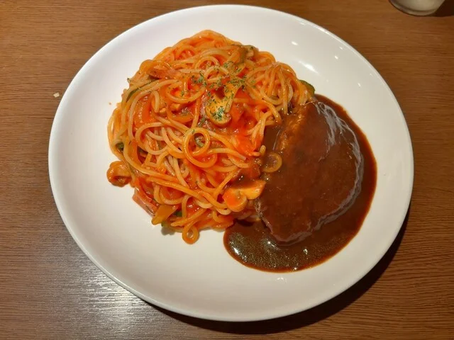 おにおんとまと - 宮城野通（ハンバーグ）の写真