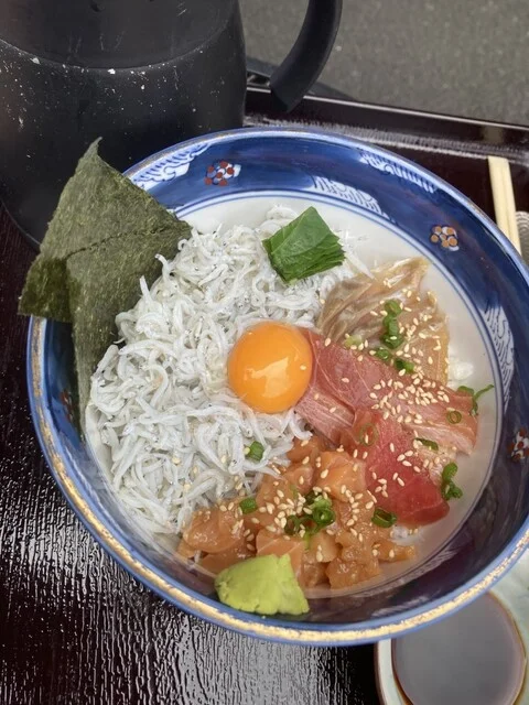 閖上海鮮丼せんしん - 美田園（海鮮丼）の写真
