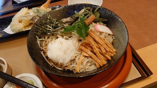 桂木庵 - 泉中央（そば）の写真