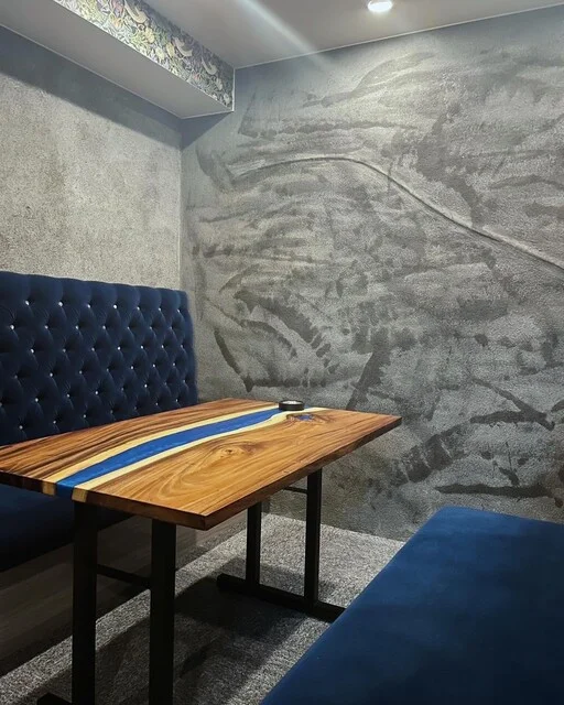 Bar Long cnoc（バー ロングノック） - 勾当台公園（バー）の写真