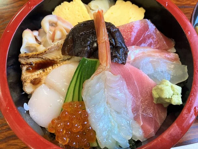 仁王寿司（におうずし） - 東塩釜（寿司）の写真