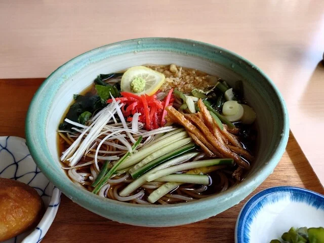 秋月庵 三次郎 - 泉中央（そば）の写真