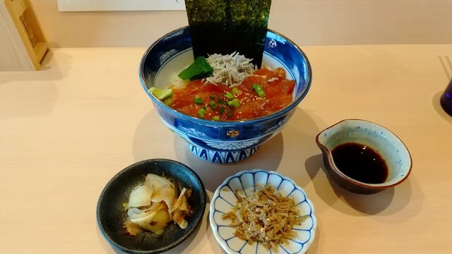 閖上海鮮丼せんしん - 美田園（海鮮丼）の写真