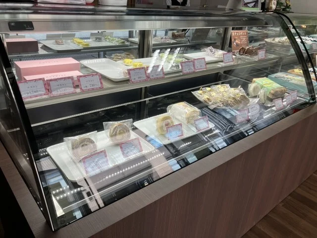 梅花堂　 本町店（バイカドウ） - 本塩釜（和菓子）の写真