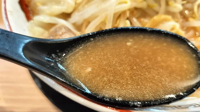 豚山 八本松店 - 長町（ラーメン）の写真