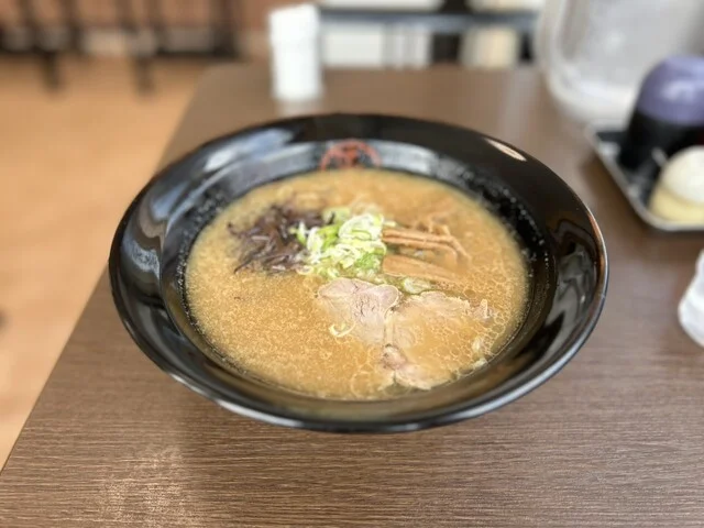 らーめん せんや - 白銀（ラーメン）の写真