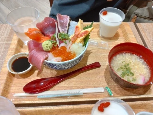 ウジエスーパー 美田園店 - 美田園（フルーツパーラー）の写真