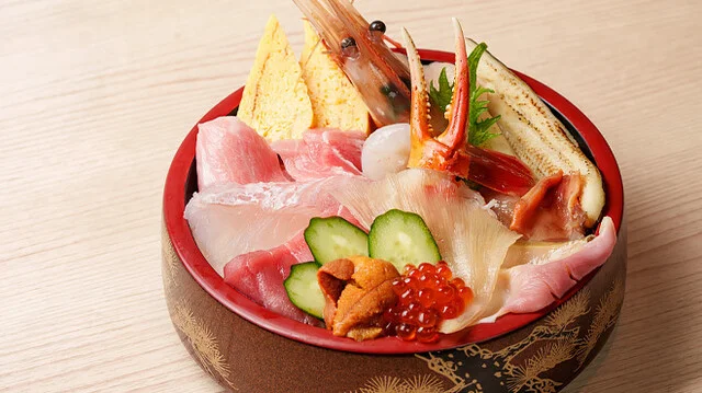 廻鮮寿司 塩釜港 仙台店 - 宮城野通（回転寿司）の写真