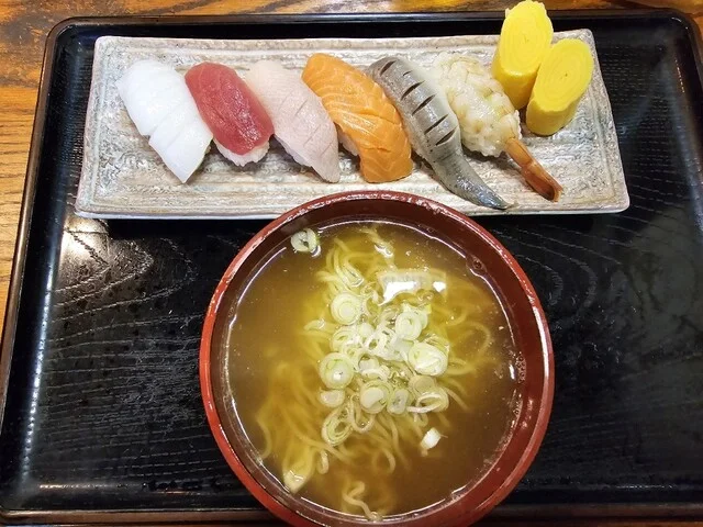 鶴亀（かっき） - 弘前（食堂）の写真