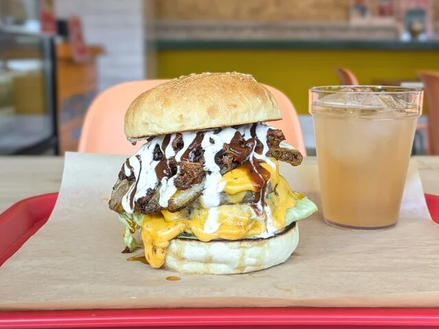 EAST COAST BURGER SHOP - 下馬（ハンバーガー）の写真